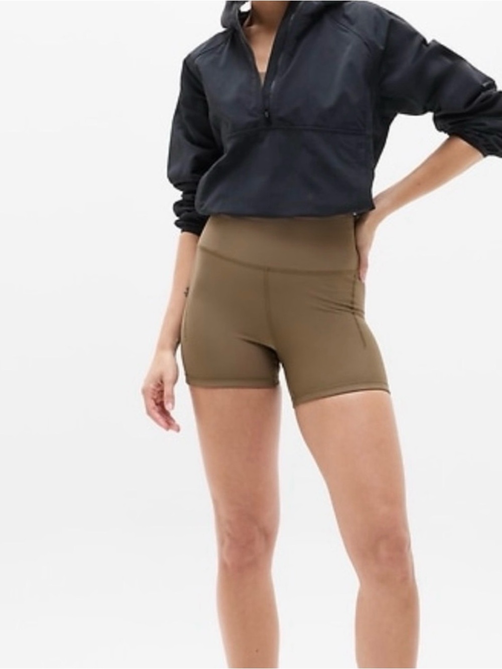 Athleta Pacesetter 4” Shortie High-Waist Shorts - Women M NWT